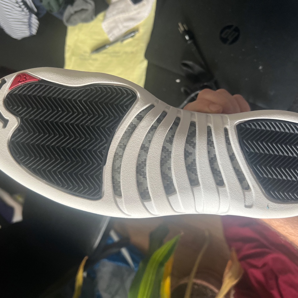 Jordan 12 Retro Low Playoffs - Picture 4 of 6